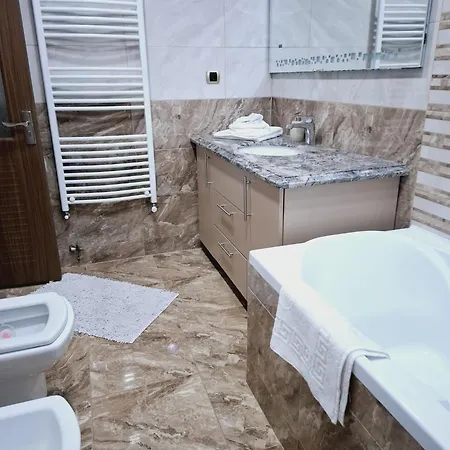 Mille Coresi Apartment *