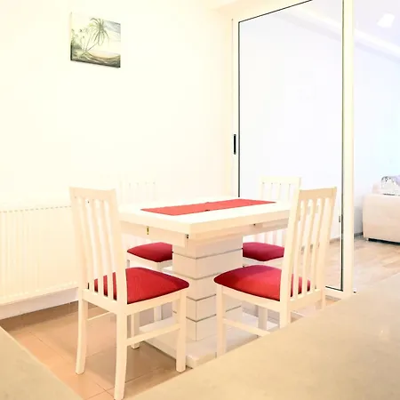Apartment Mille Coresi *